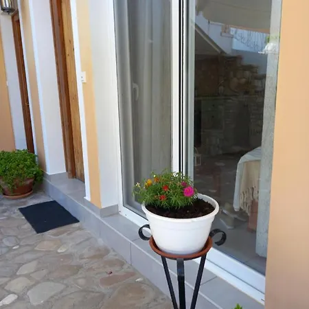 Natassa House 2 Villa Agios Georgios Pagon Exterior photo