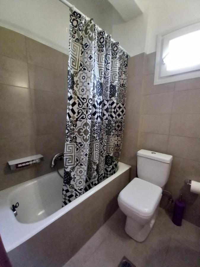 Natassa House 2 בית נופש