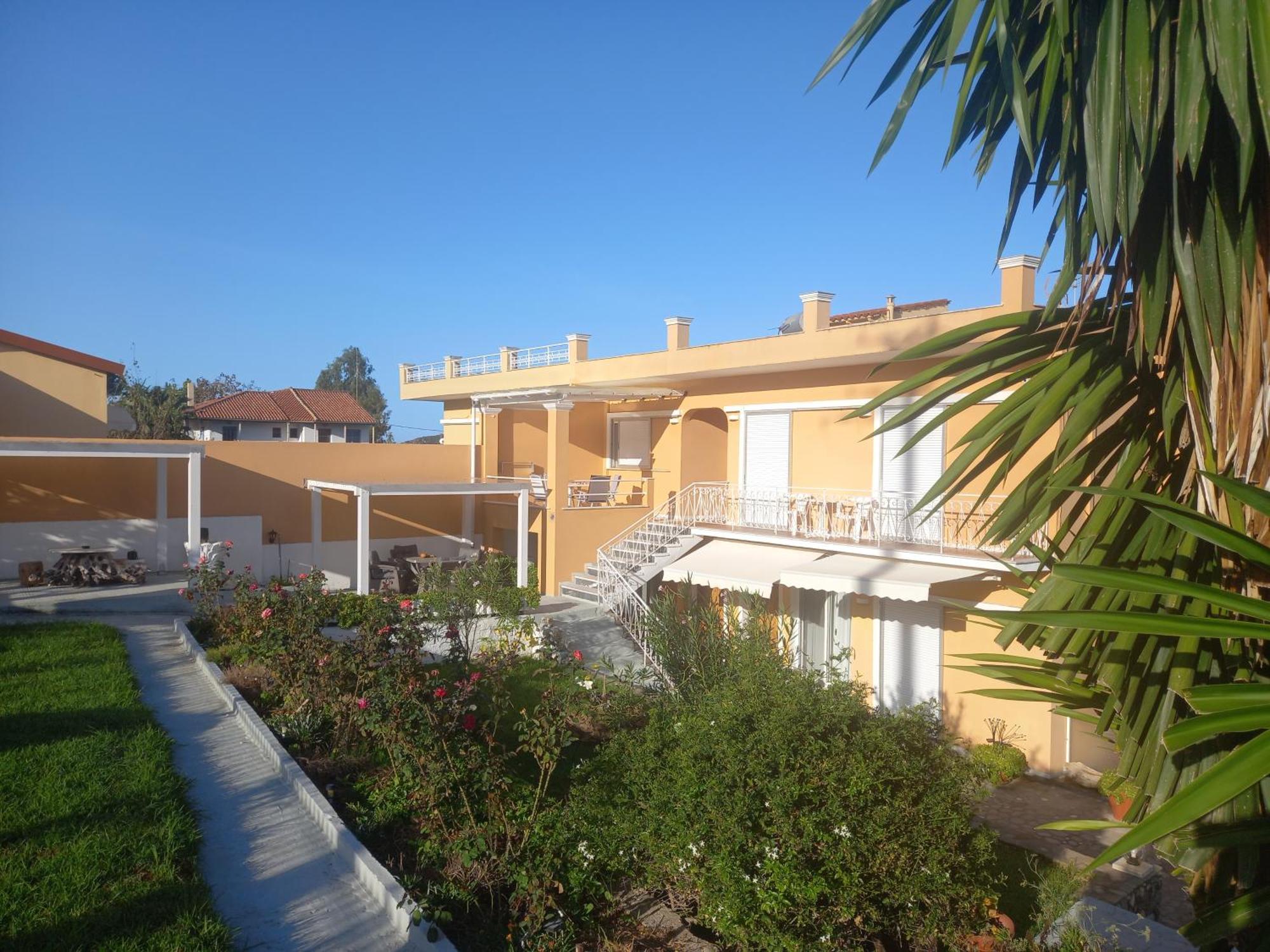 Natassa House 2 בית נופש